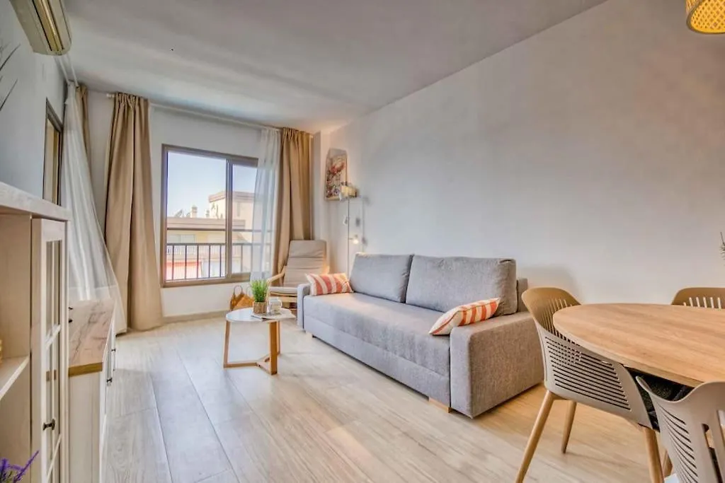 118 - Modern Beachfront Apartment Fuengirola Spain