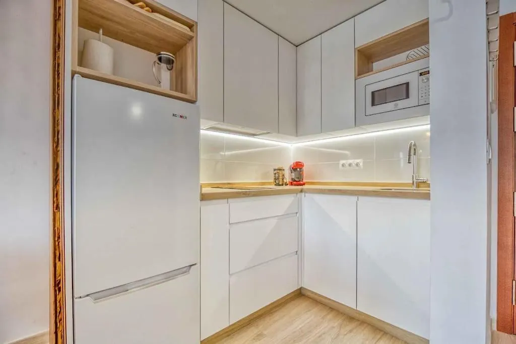118 - Modern Beachfront Apartment Fuengirola