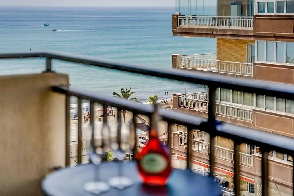 118 - Modern Beachfront Apartment Fuengirola