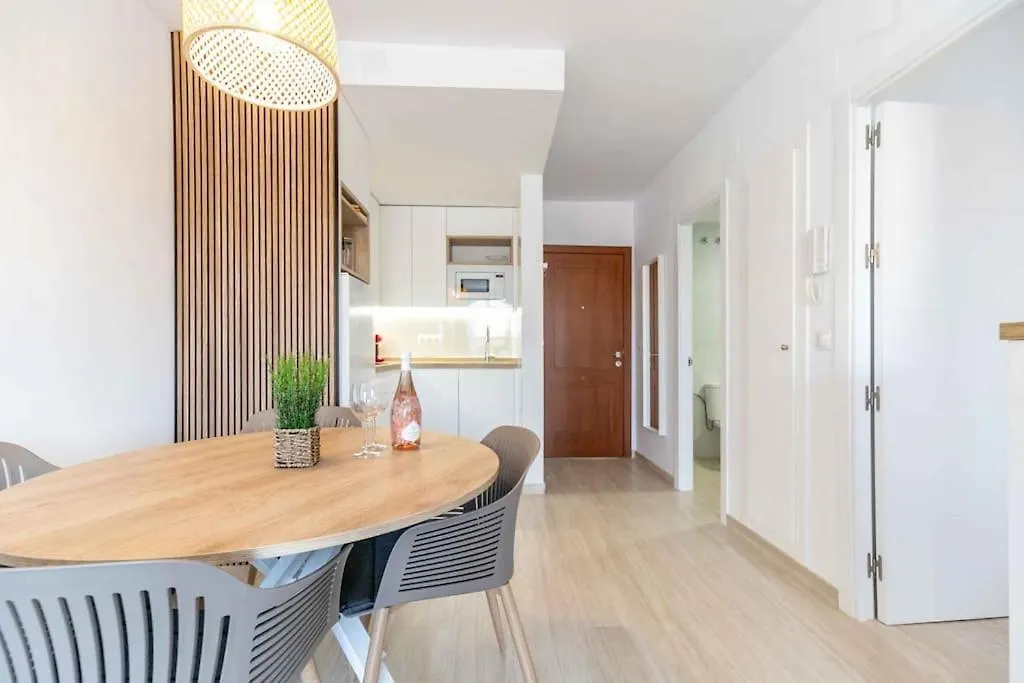 118 - Modern Beachfront Apartment Fuengirola Spanien
